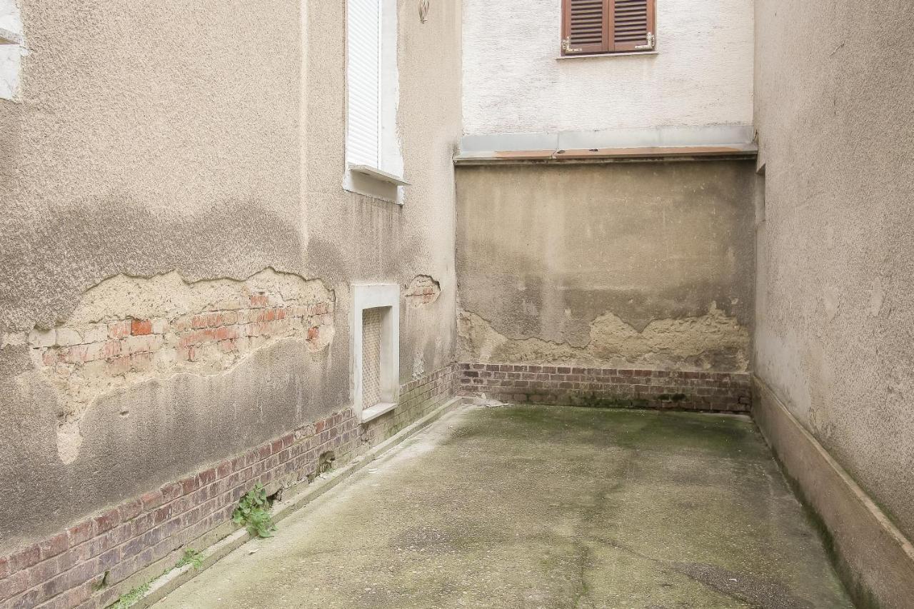 Apartment G37